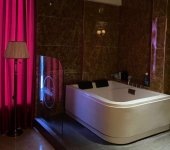 Lần đầu trải nghiệm Hawai cùng bé ktv 89
