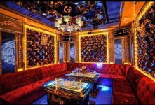 🎤 KARAOKE LÀN SÓNG XANH: ĐIỂM HẸN GIẢI TRÍ SÔI ĐỘNG TẠI TRUNG TÂM QUẬN 3
