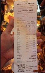 Nhà hàng hầm rượu , Karaoke Mia