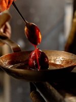 QUINCE SAIGON: NGHỆ THUẬT ẨM THỰC TỪ NGỌN LỬA GIỮA LÒNG SÀI GÒN