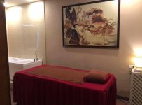 Vuốt lướt : Esalen 333 Đội Cấn cùng em Kim