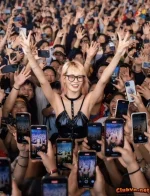 Cực hot MXH TQ : Giáo viên livestream buscu người lạ giữa đường