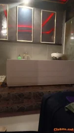Lã Thần ghé ngang Massage Emmy gặp bé iu số 39