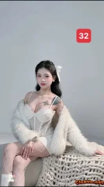 Hỏi chấm với thái độ làm việc của em 32 massage Kimochi